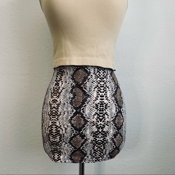 Micro Mini Animal Print Half Slip and Tank Set - Picture 2 of 16